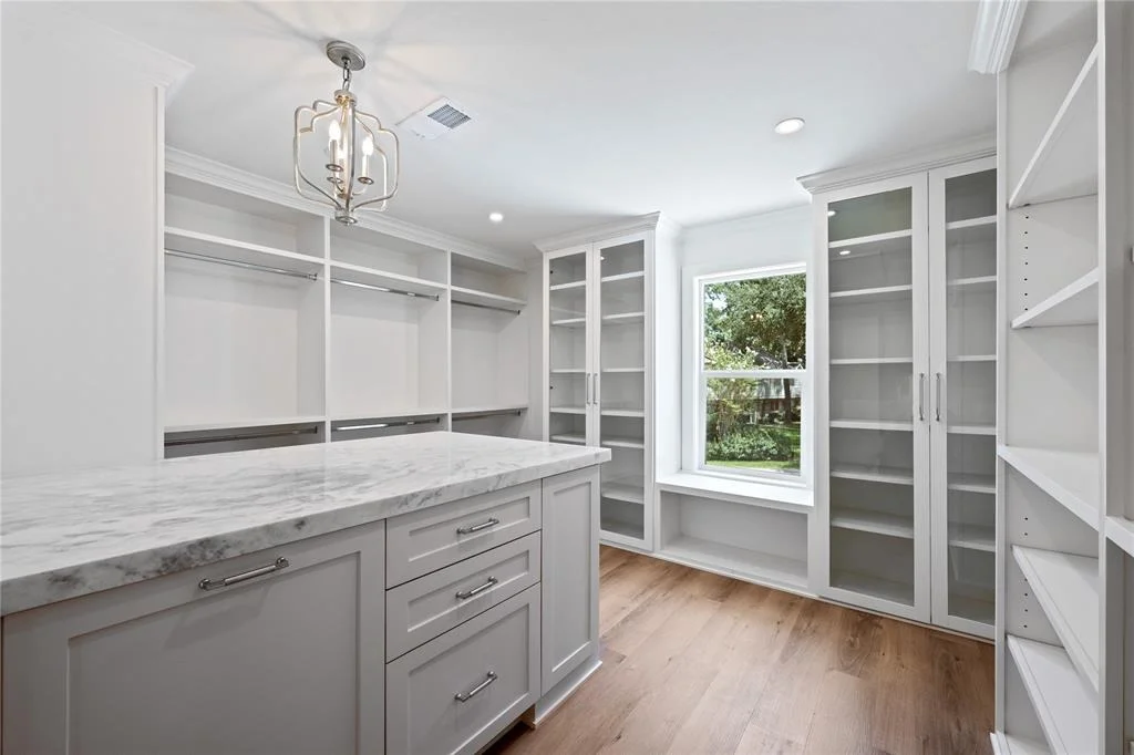 Photo of 8306 Vintage Wood Circle