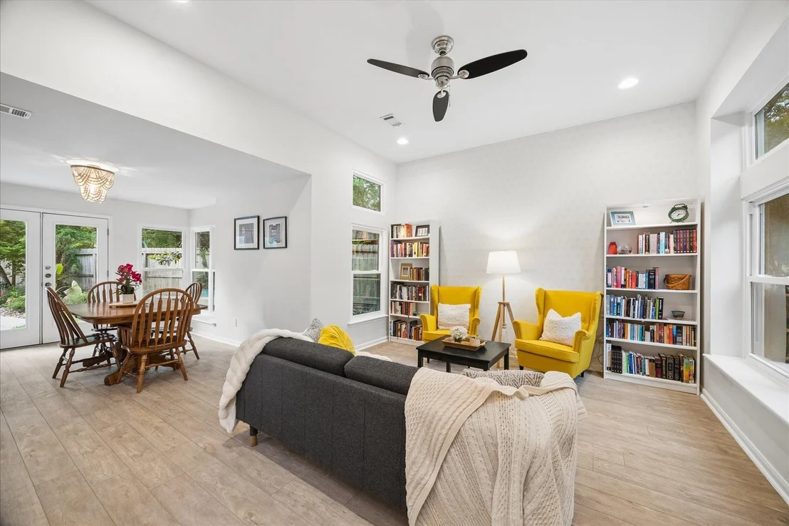 Photo of 11 Twisted Birch Place Court