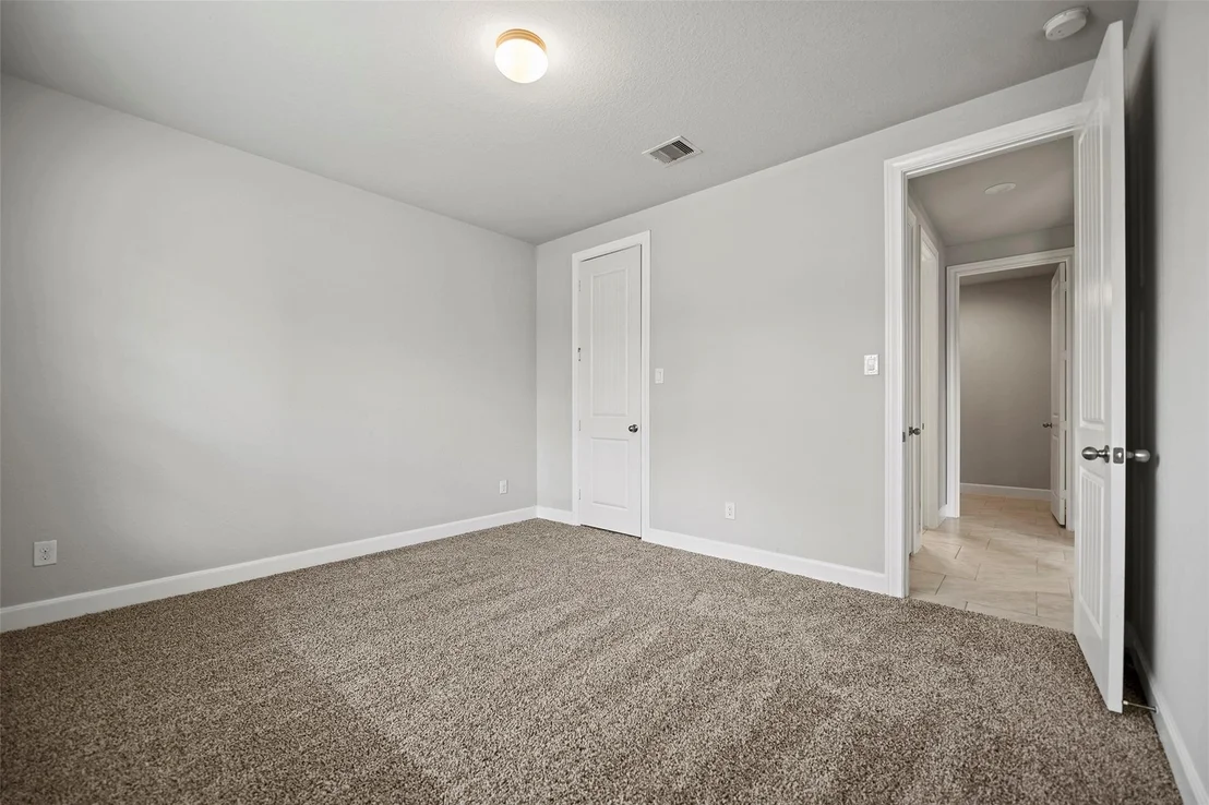 Photo of 5839 Metaphor Way