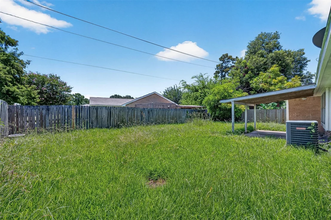 Photo of 1446 Castle Glen Drive