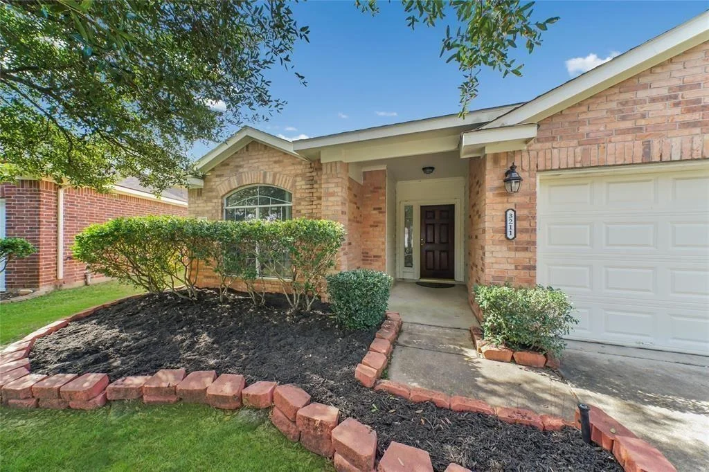 Photo of 3211 Amber Meadow Drive