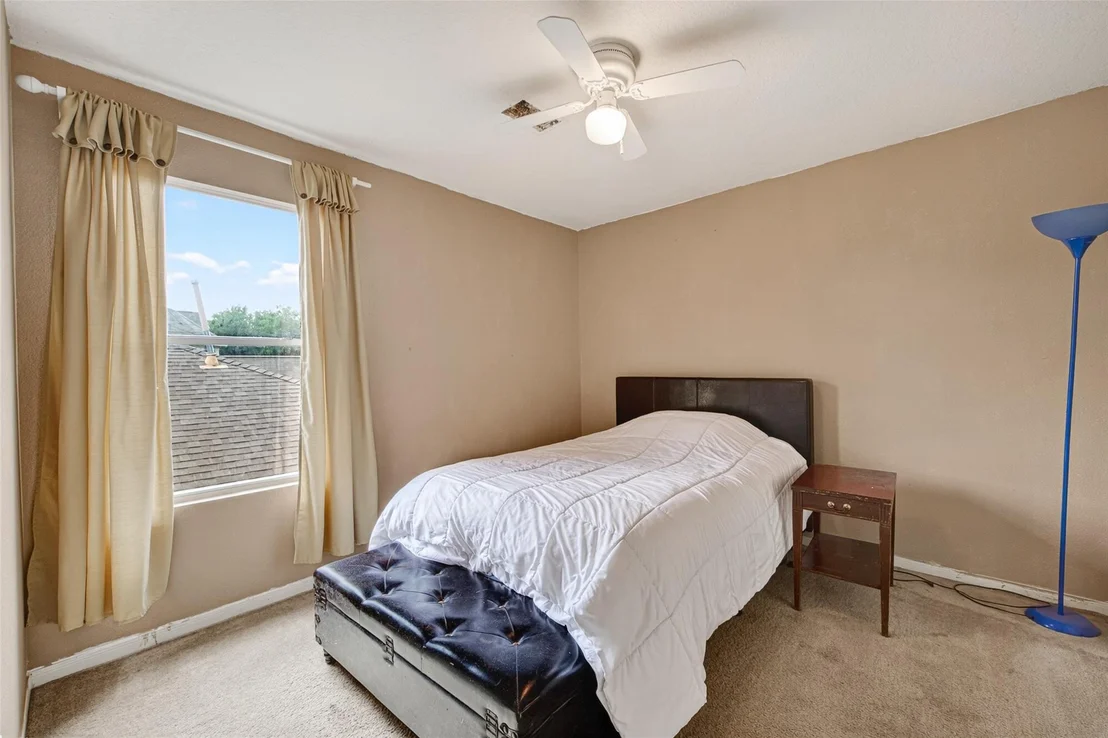 Photo of 19427 Juniper Vale Circle