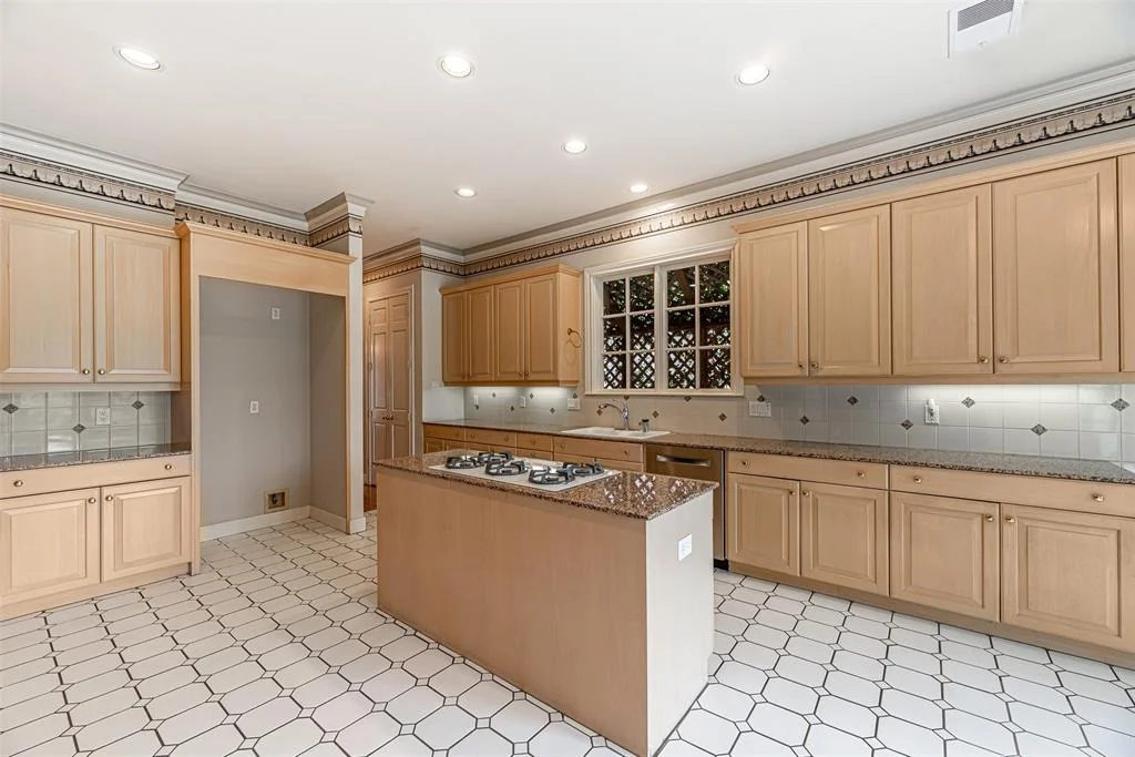 Photo of 27 Hudson Circle