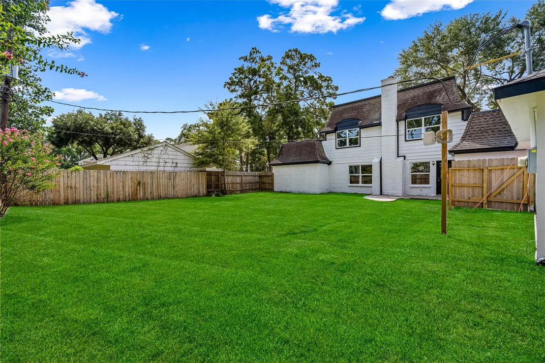 Photo of 5914 Havenwoods Drive