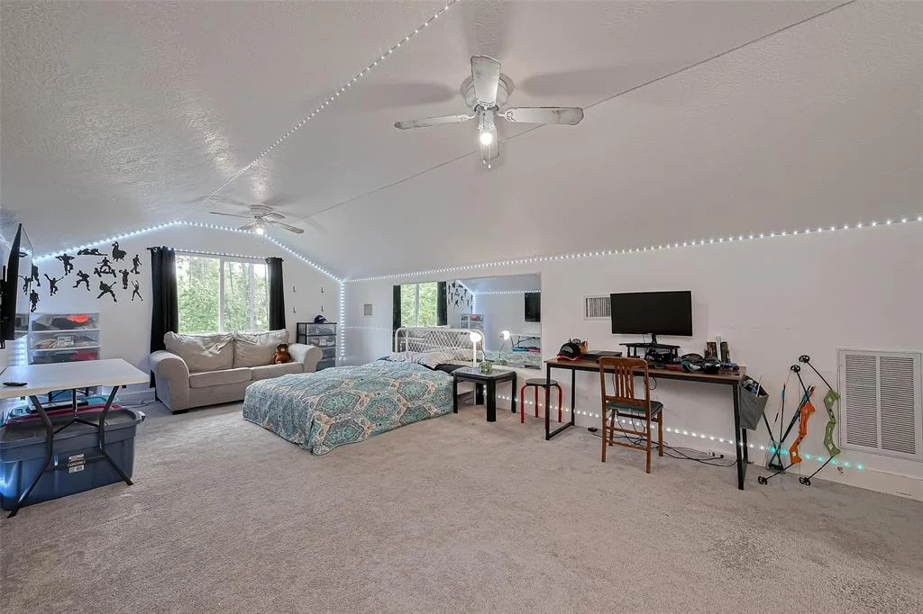 Photo of 18346 Pine Post Court