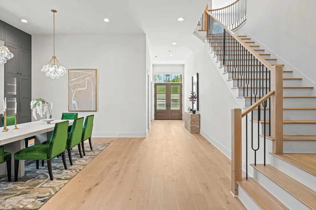 Photo of 1414 Chamboard Lane