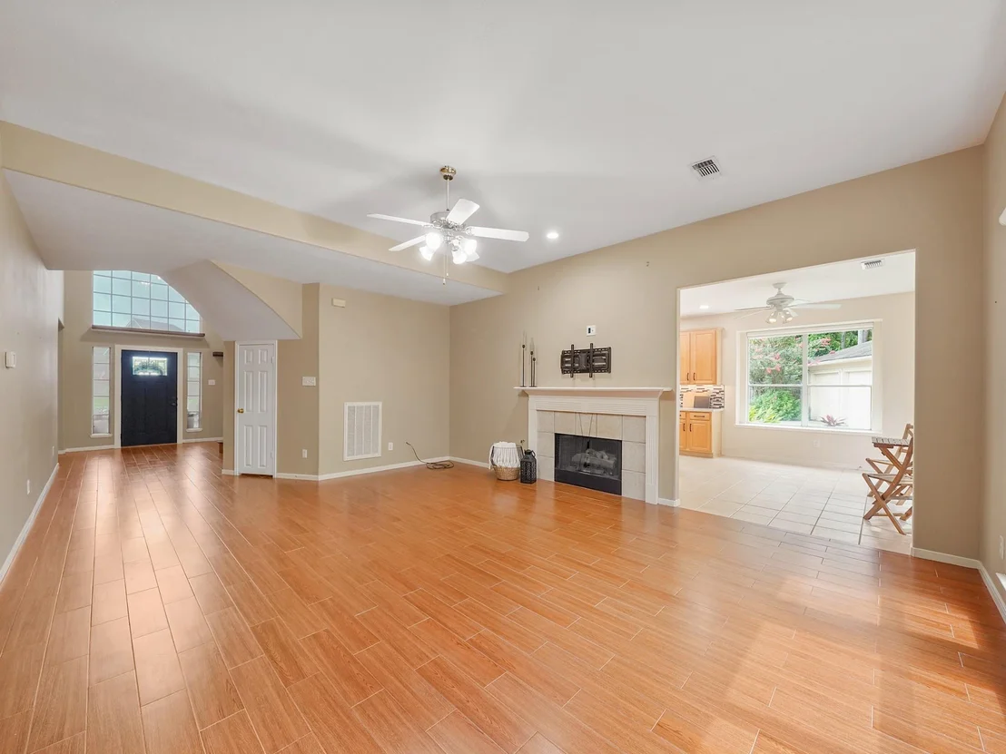 Photo of 23997 Dorrington Estates Lane