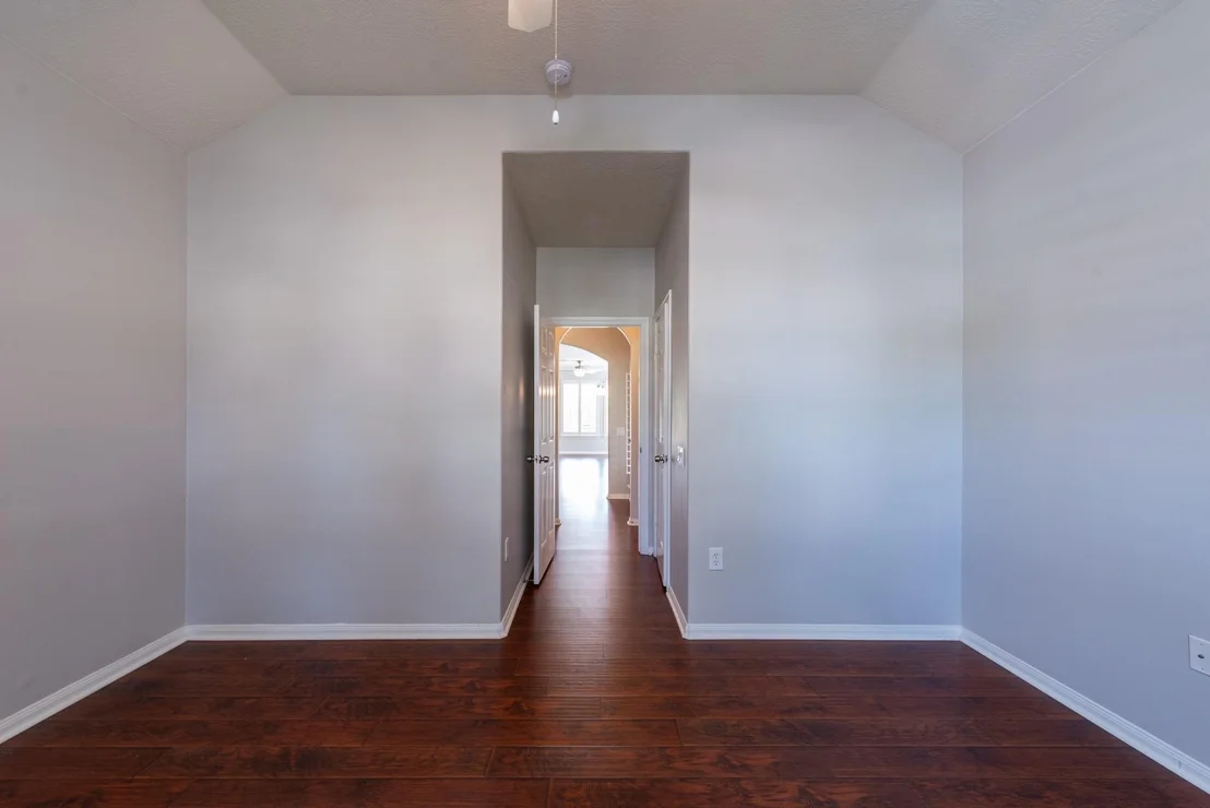 Photo of 5327 Thorngate Court