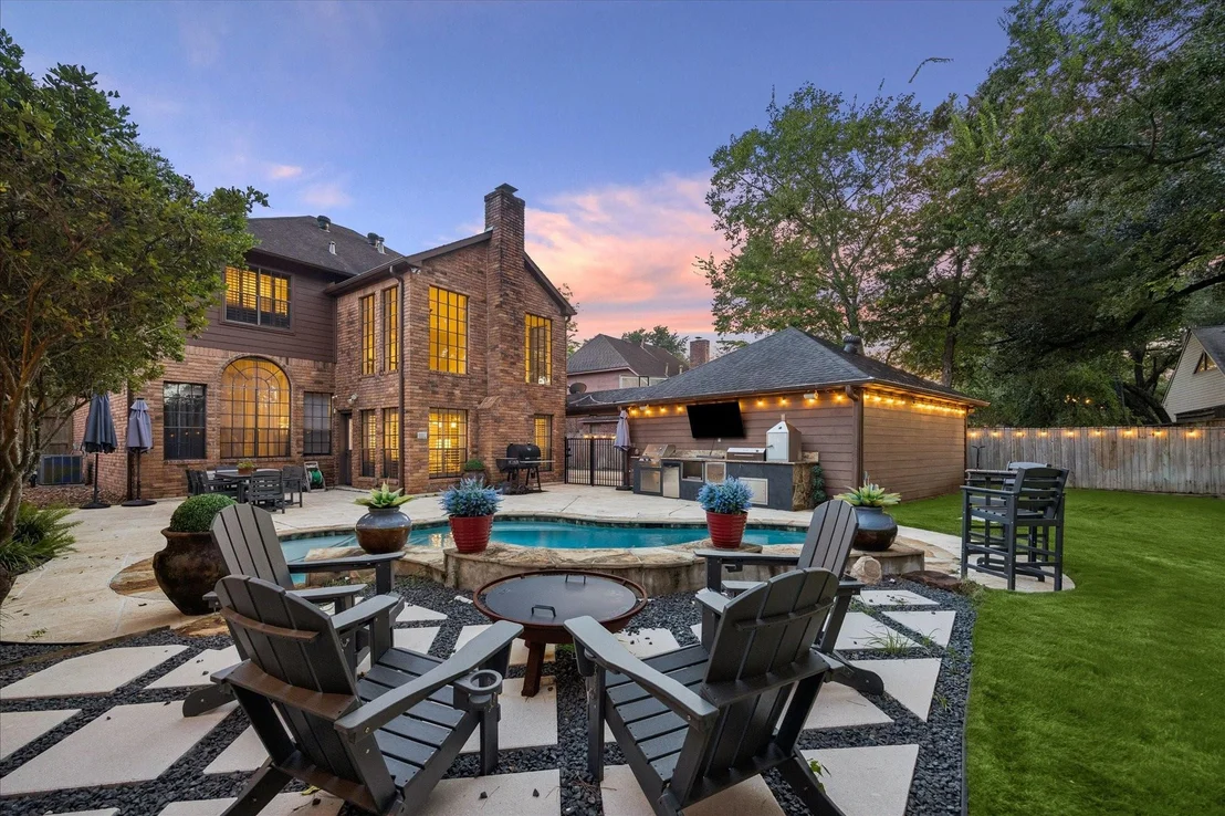 Photo of 8511 Cedarbrake Drive
