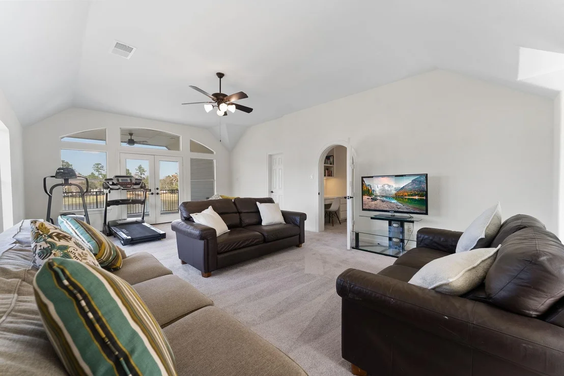 Photo of 15 Cayuga Pond Court