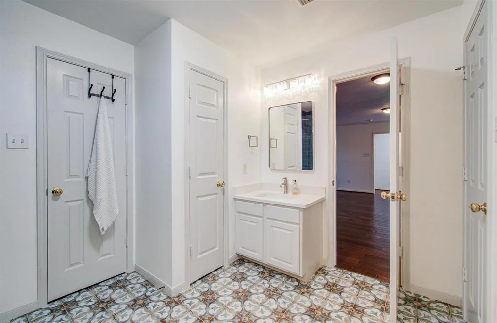Photo of 2934 Cove View Drive