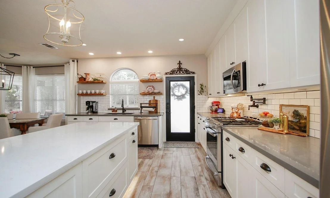 Photo of 40407 Manor Drive