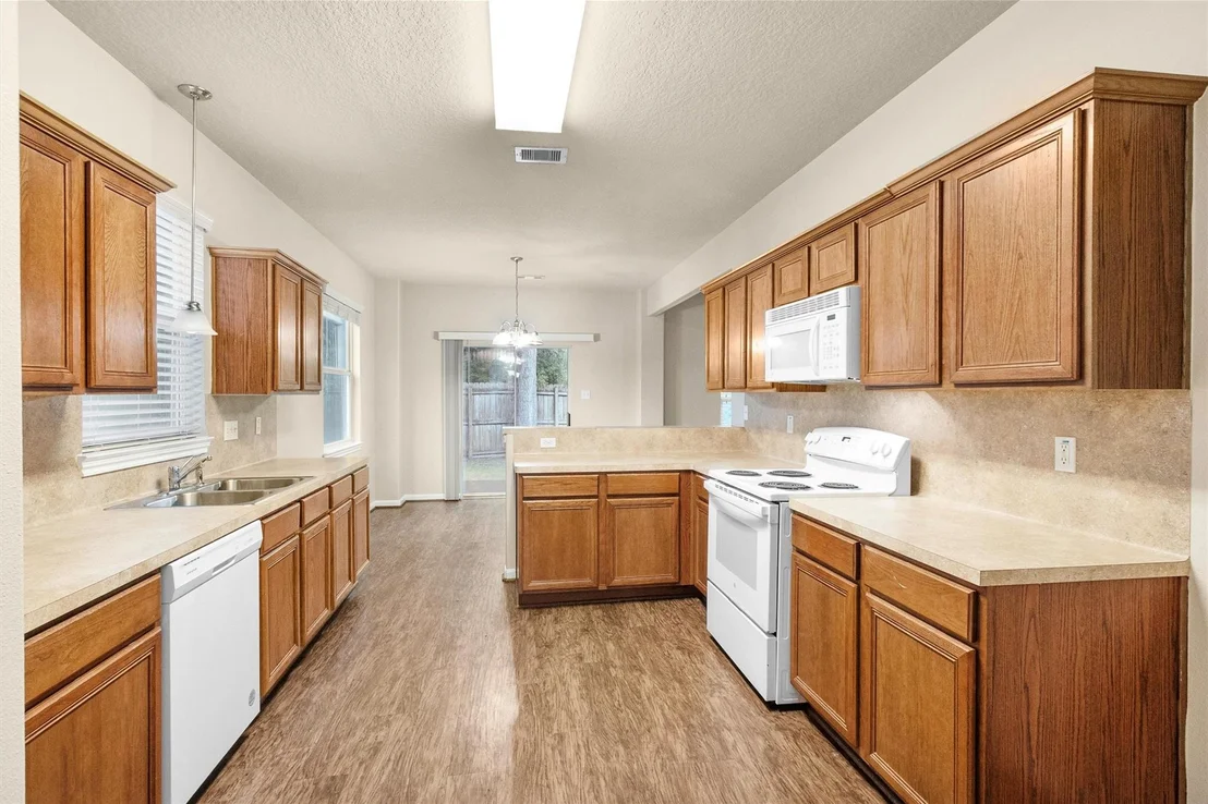 Photo of 996 Oak Glen Drive