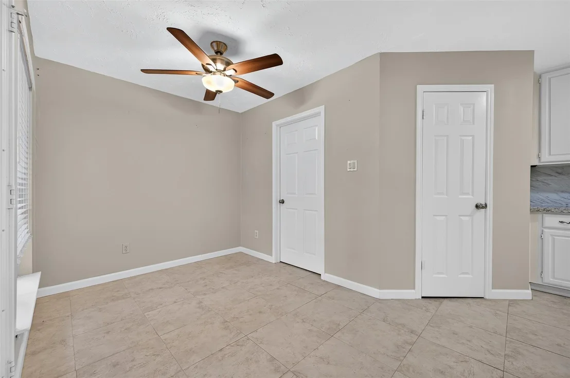 Photo of 11202 Crooked Pine Drive