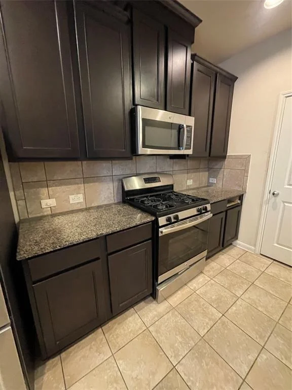Photo of 7019 Pavilion Drive