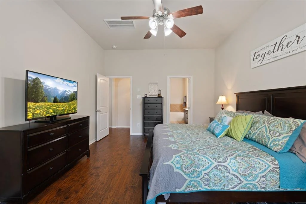Photo of 1729 Park Oak Drive