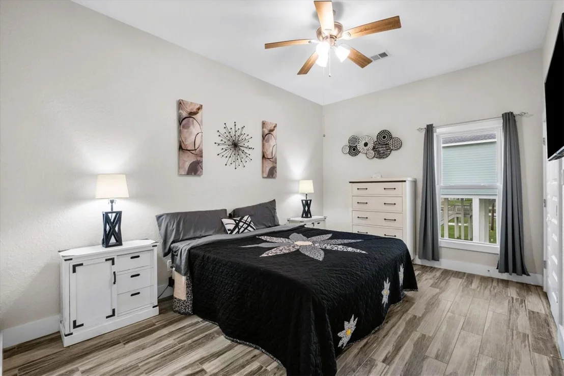 Photo of 23111 Marina