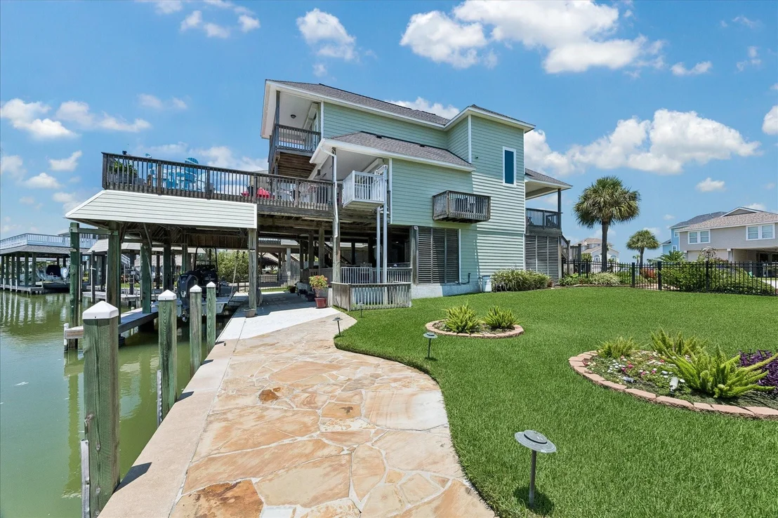 Photo of 515 Westerly Drive