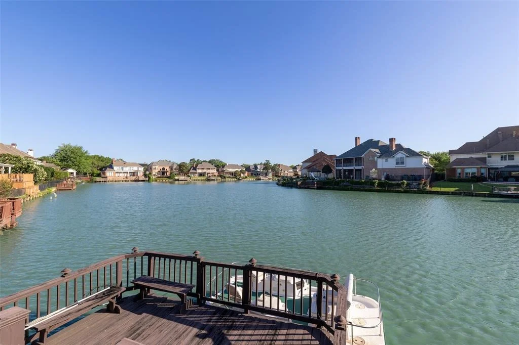 Photo of 207 Kingfisher Drive