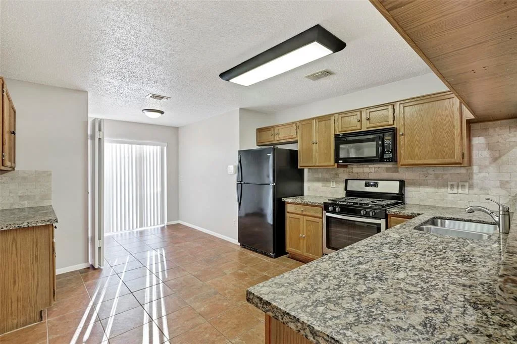 Photo of 9230 Palm Shores Drive