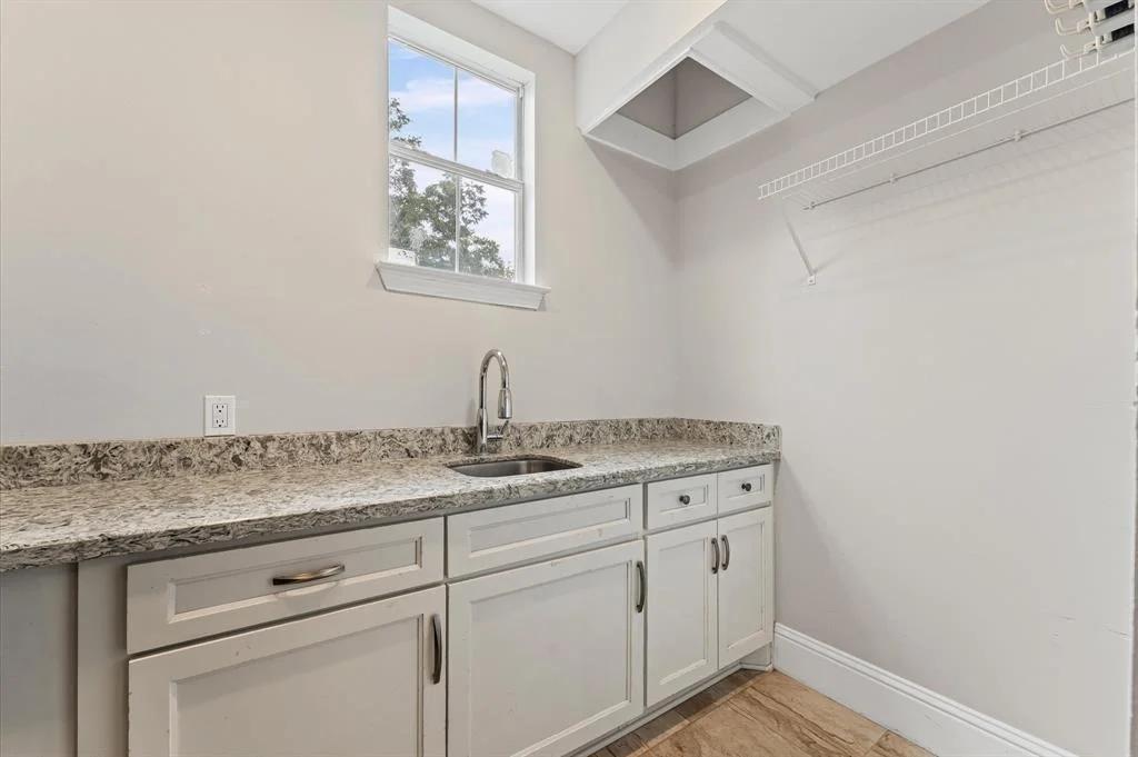 Photo of 4303 Jonathan Street