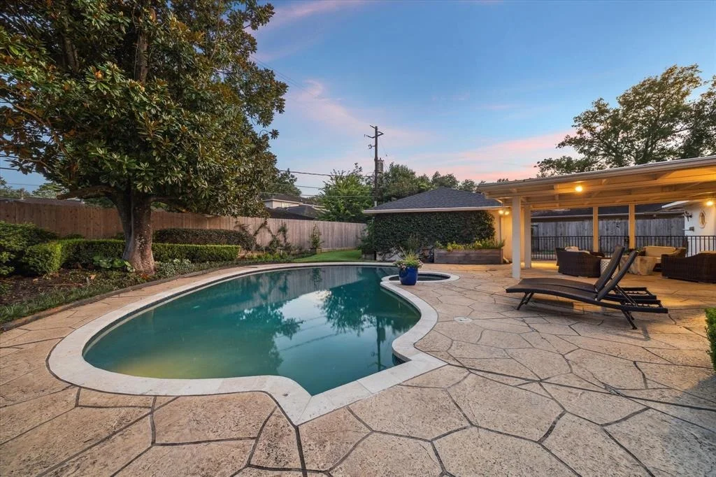Photo of 10051 Olympia Drive
