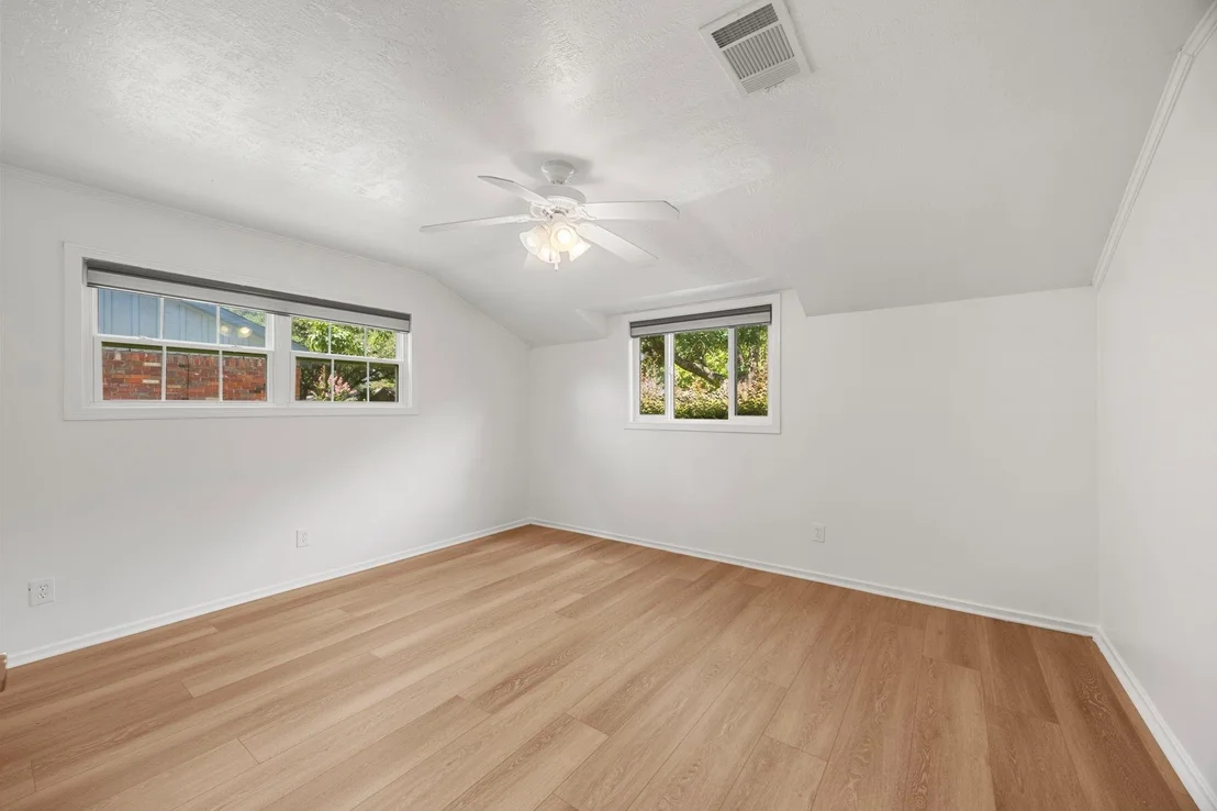 Photo of 9111 Timberside Drive