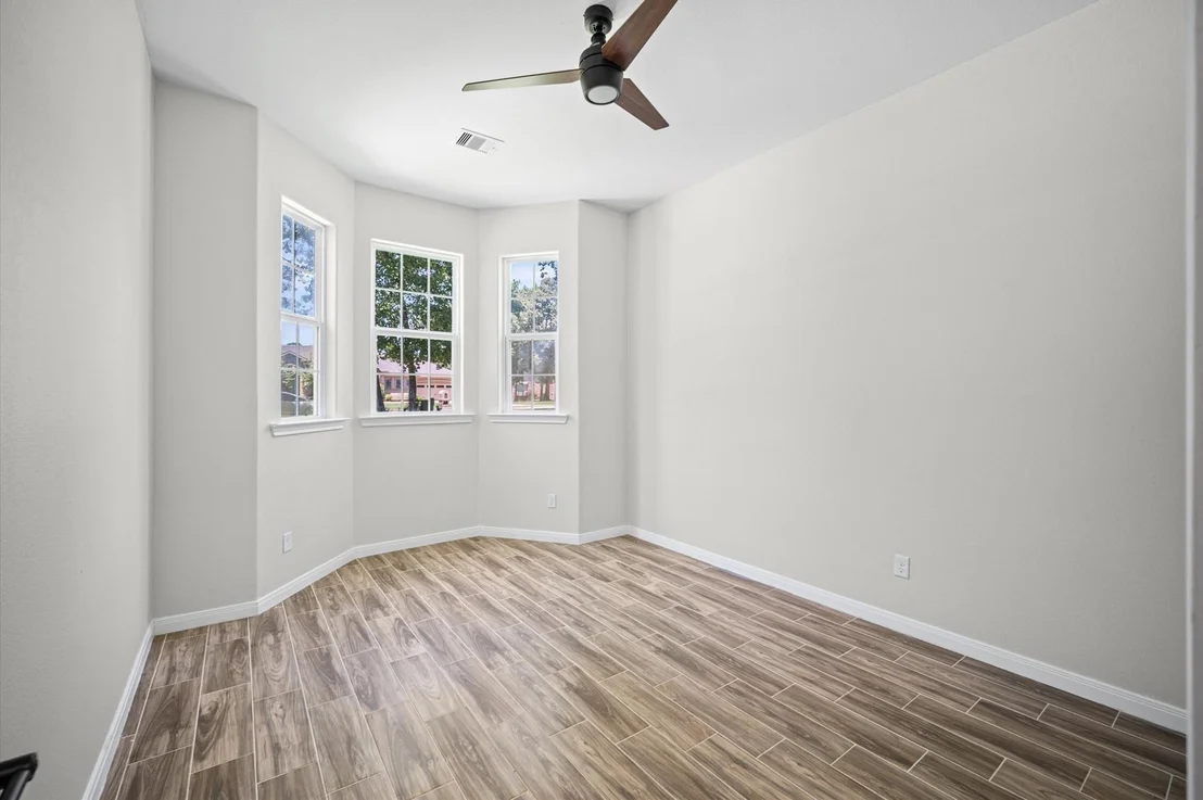 Photo of 4783 W Fork Boulevard