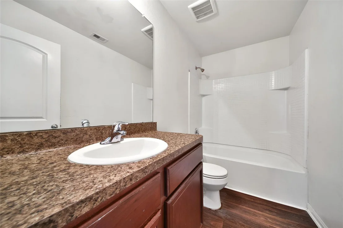 Photo of 2524 Watersail Drive