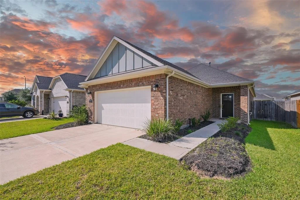 Photo of 31322 Conover Drive