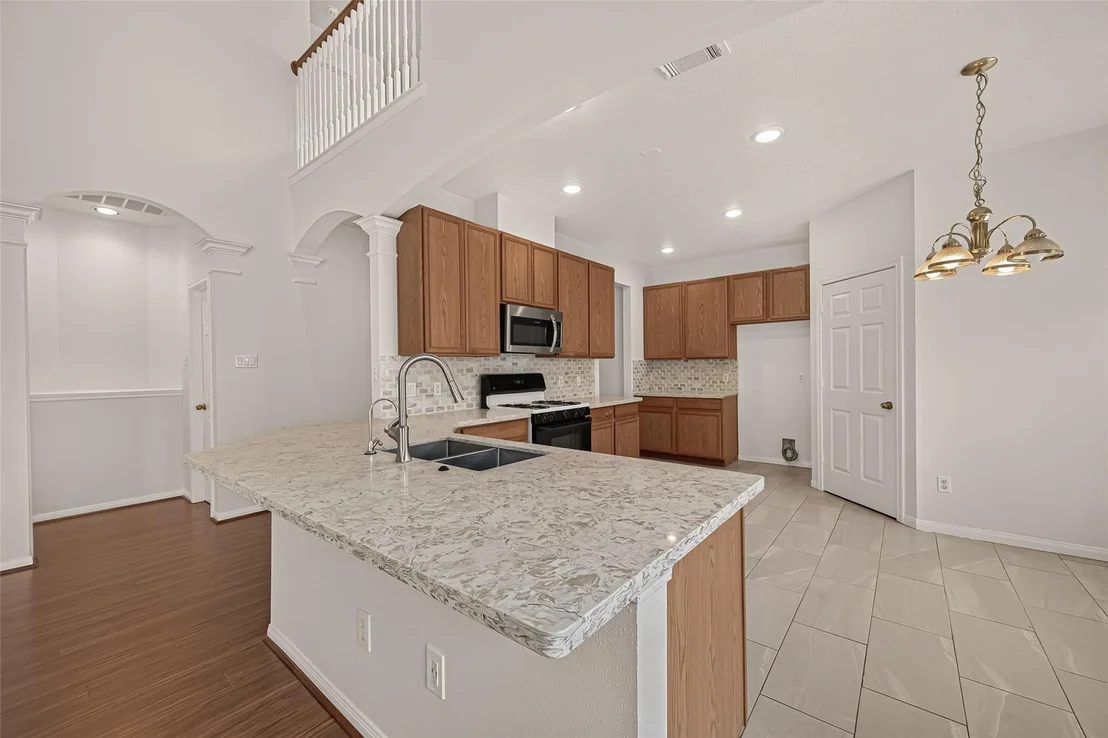 Photo of 6027 Dunsley Drive