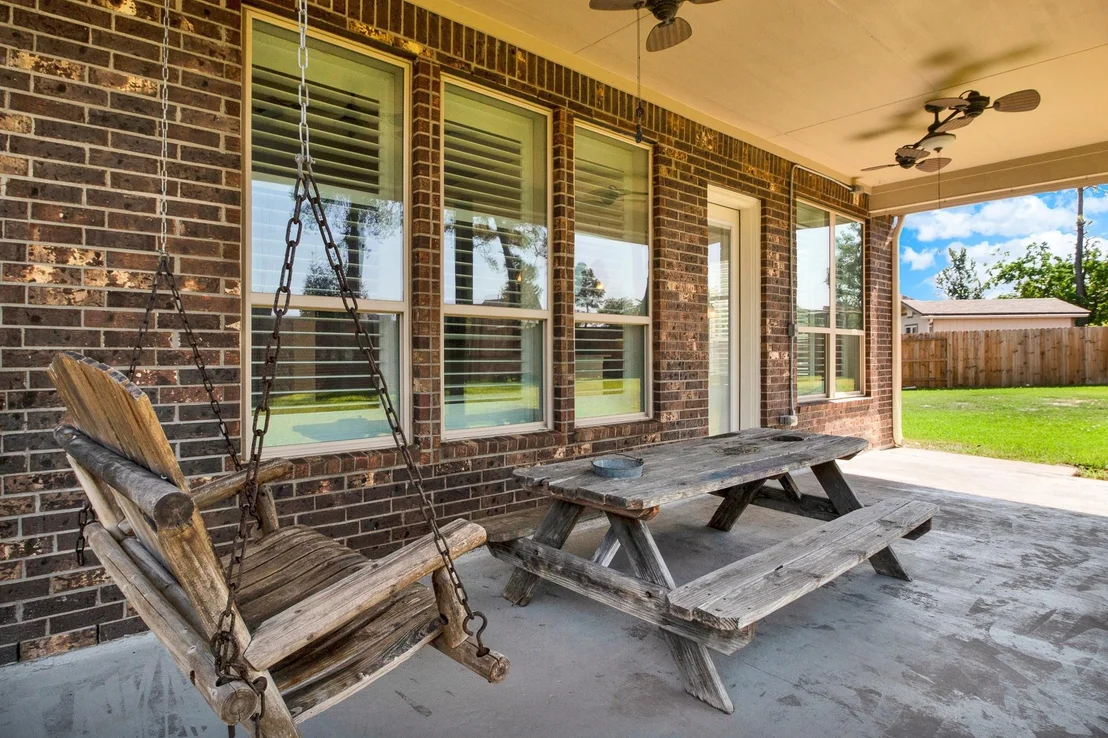 Photo of 9039 Charncross Lane