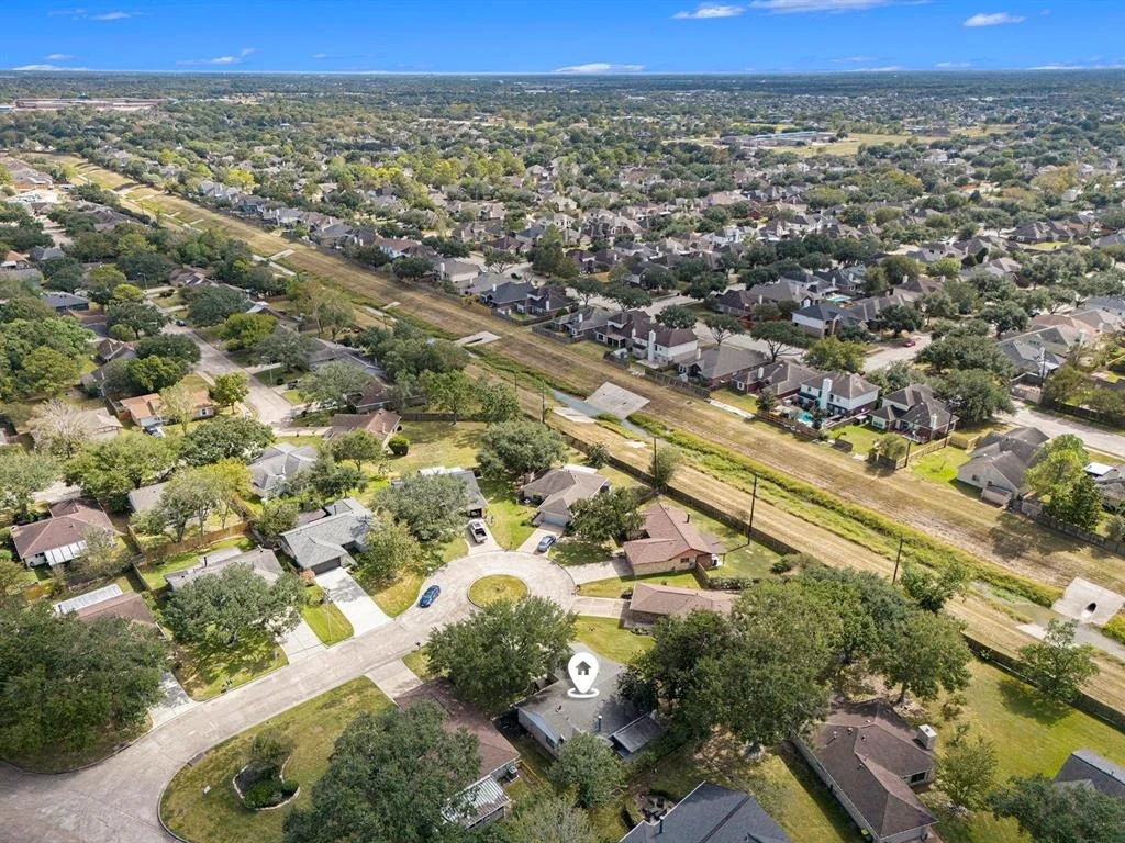 Photo of 910 Postwood Lane