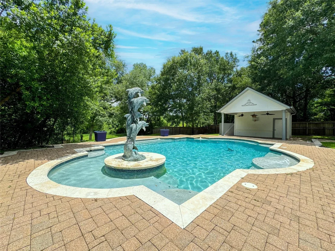 Photo of 1810 Woerner Road