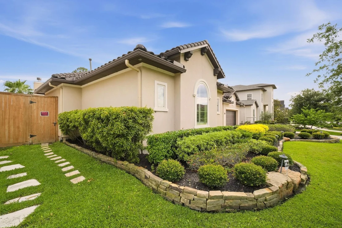 Photo of 5815 Stratton Woods Drive