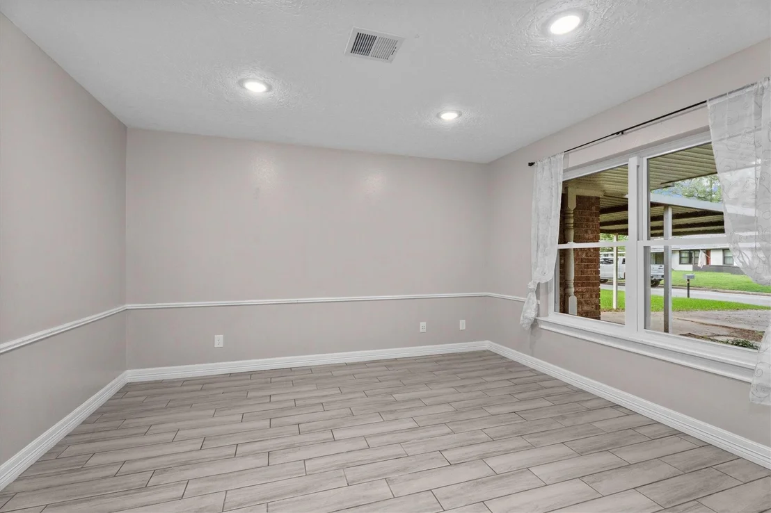 Photo of 703 Barbara Street