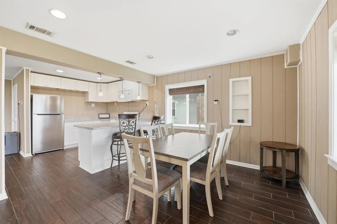 Photo of 7712 Channelview Drive