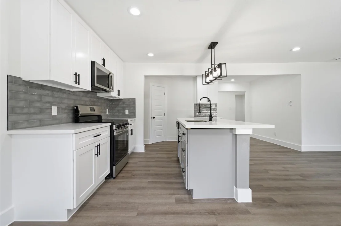Photo of 5123 Willow Glen Drive