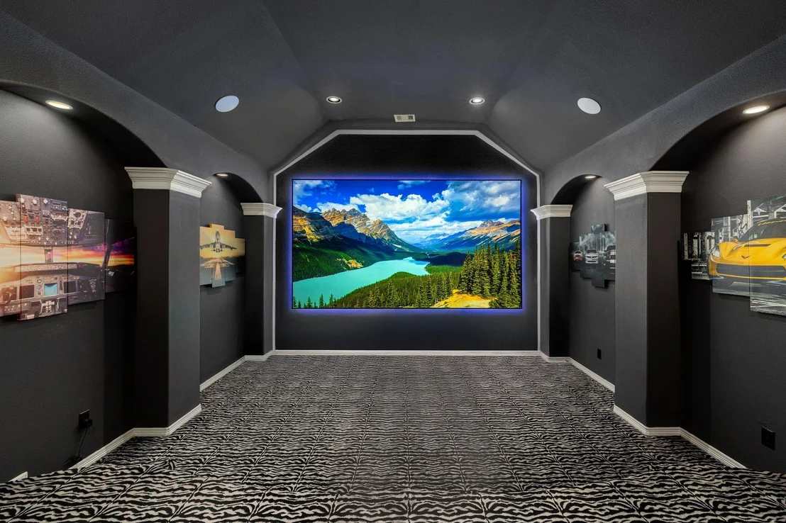 Photo of 915 Windsor Woods Lane