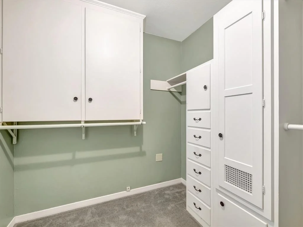 Photo of 208 Burnett Drive