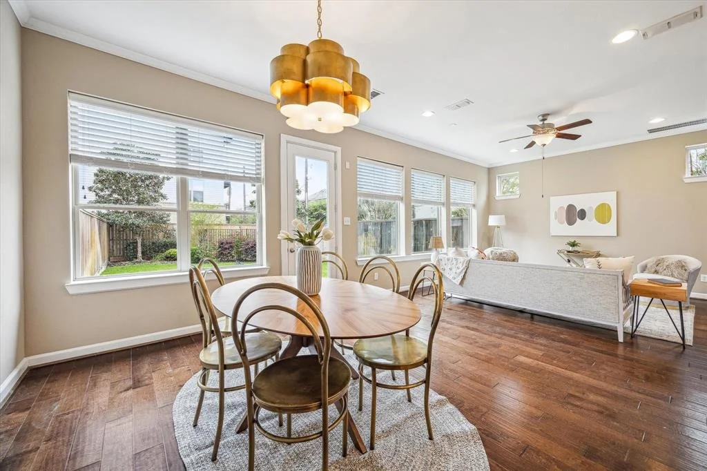 Photo of 8823 Narrow Leaf Street