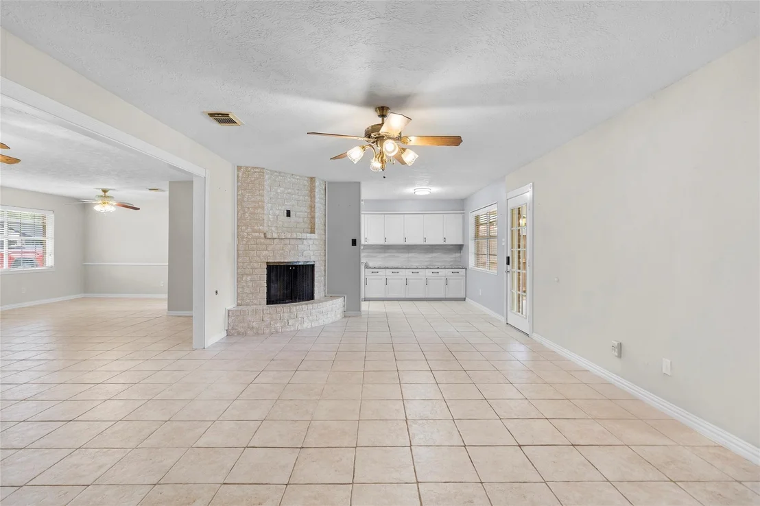Photo of 1102 Brenda Drive