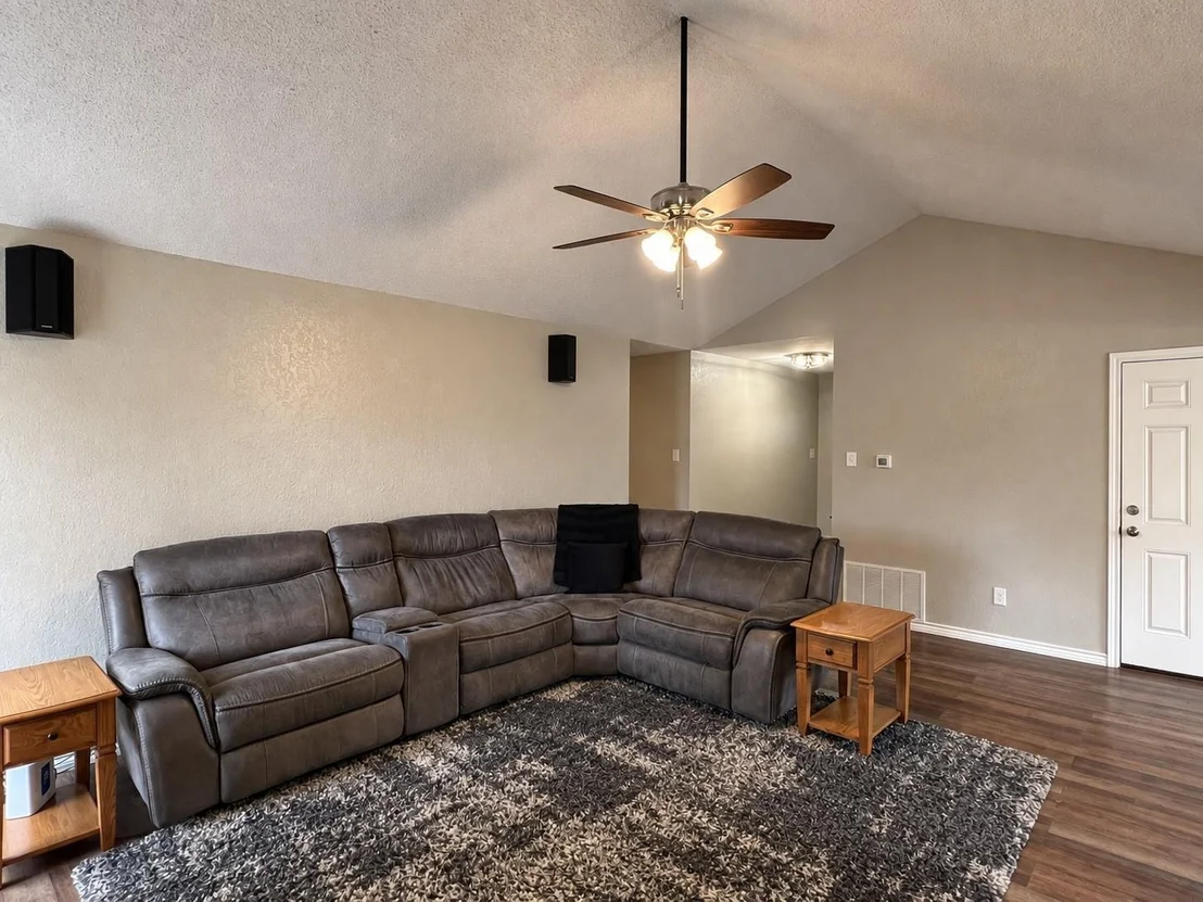 Photo of 966 Bramling Circle