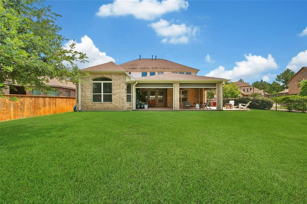 Photo of 19 N Wheatleigh Drive