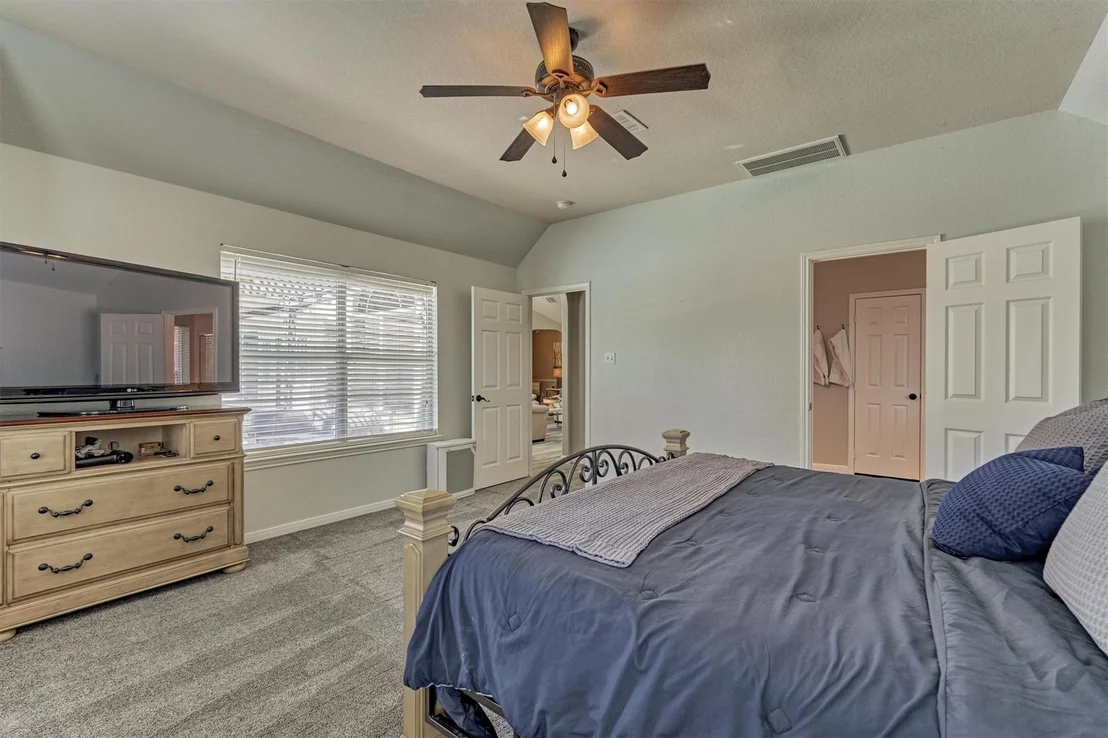 Photo of 7411 Nicholforest Lane