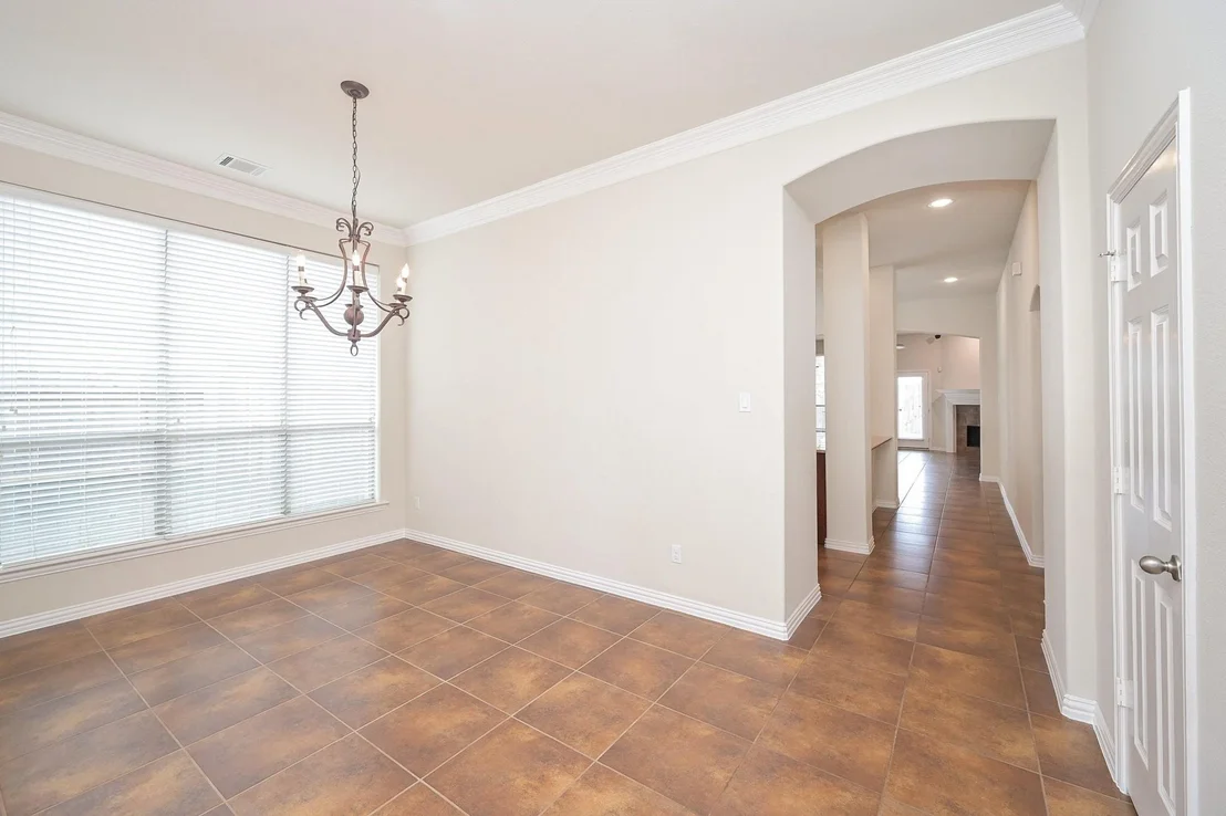 Photo of 28115 Chalet Park Drive