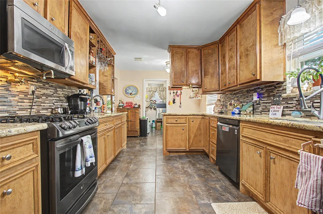 Photo of 2549 River Ridge