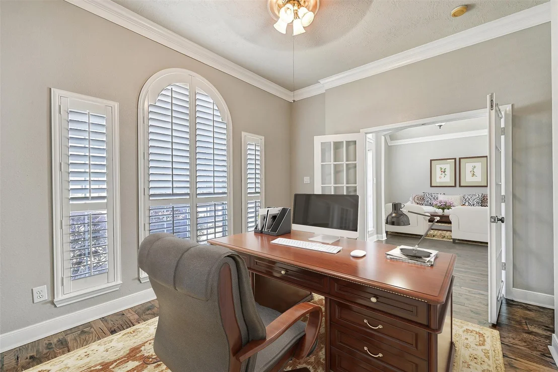 Photo of 901 High Ridge Circle