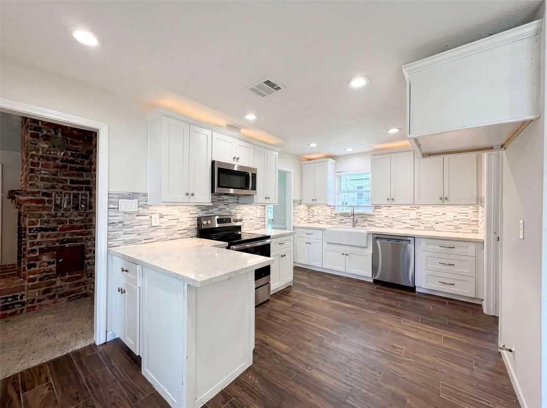 Photo of 2503 Whispering Springs Drive