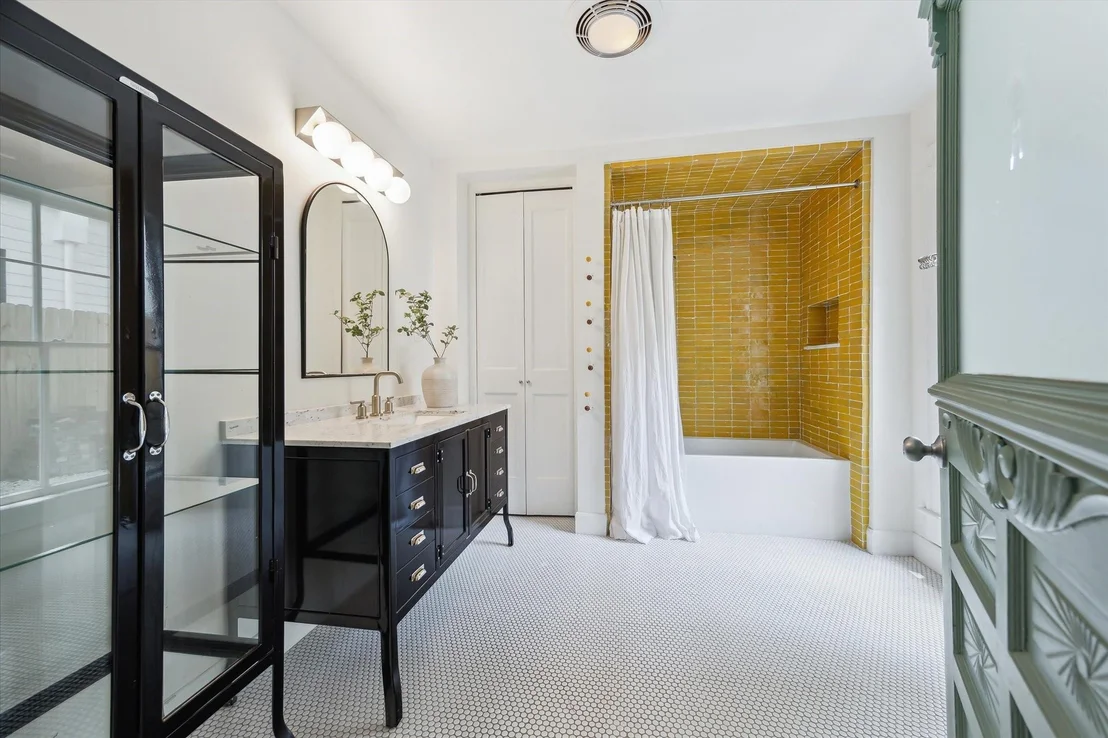 Photo of 406 Archer Street